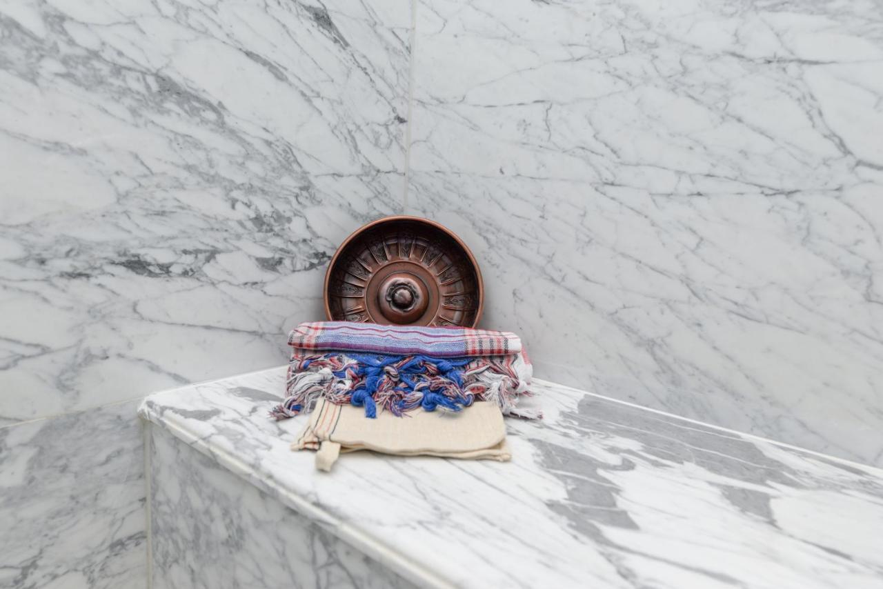 Barcelo Istanbul Hotel Ngoại thất bức ảnh A Turkish bath