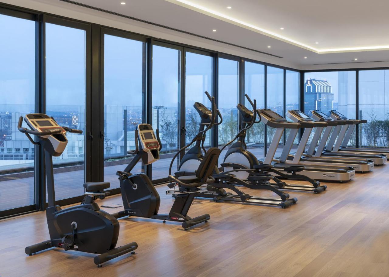 Barcelo Istanbul Hotel Ngoại thất bức ảnh A gym at a hotel
