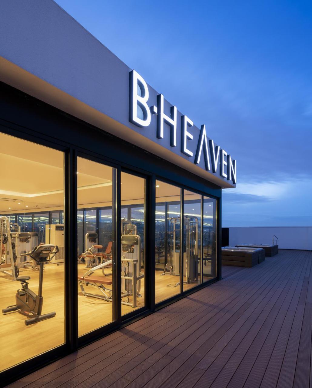 Barcelo Istanbul Hotel Ngoại thất bức ảnh B:H:E:A:V:E:N