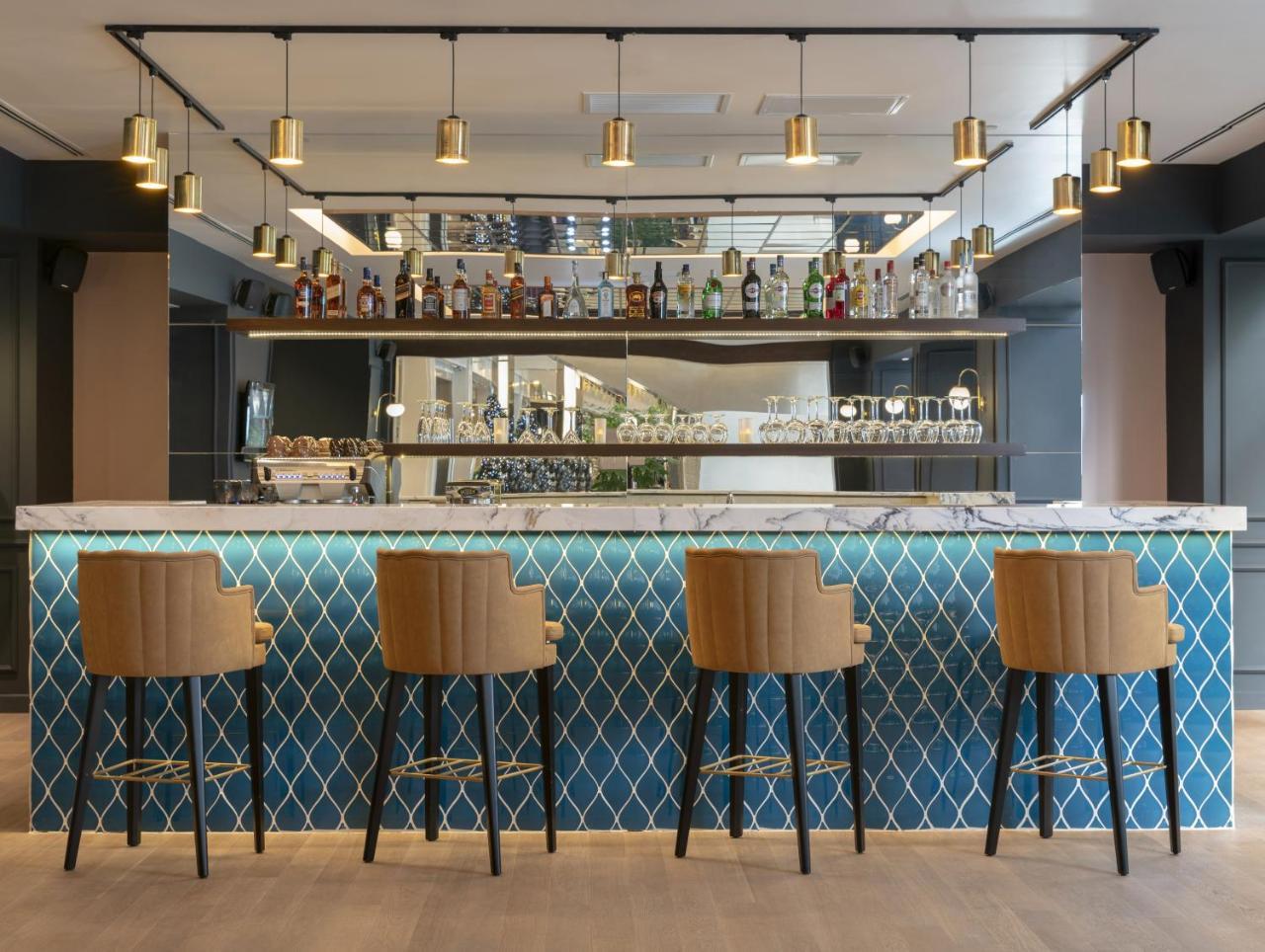 Barcelo Istanbul Hotel Ngoại thất bức ảnh The bar at the 2018-opened hotel