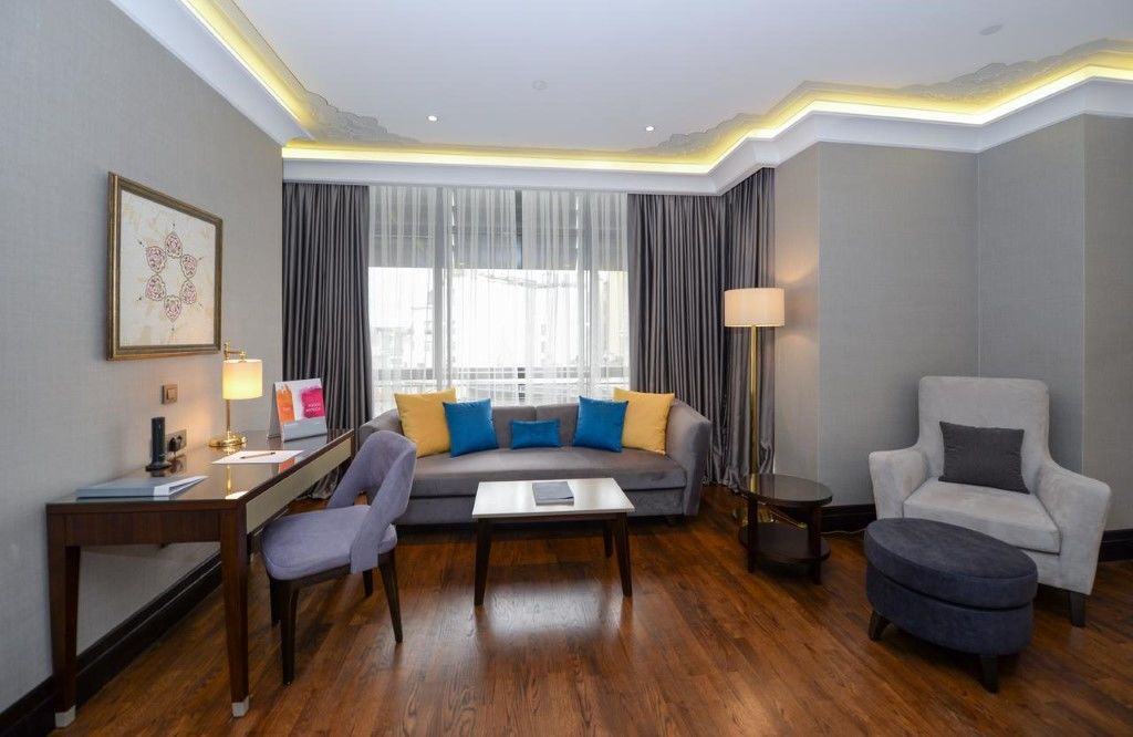 Barcelo Istanbul Hotel Ngoại thất bức ảnh A suite at the hotel