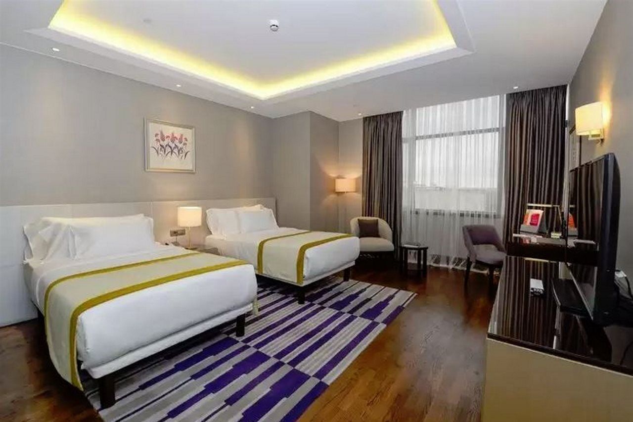 Barcelo Istanbul Hotel Ngoại thất bức ảnh Deluxe Room
